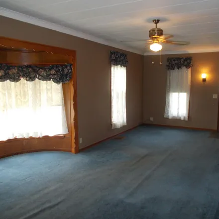 Image 6 - 209 East 3rd Street, Williamsport, Warren County, IN 47993, USA - House for sale