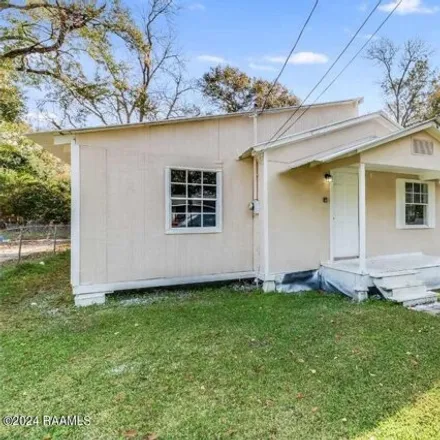 Rent this 4 bed house on 216 North Pine Street in Lafayette, LA 70501
