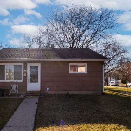 Buy this 2 bed house on 6119 West Carmen Avenue in Milwaukee, WI 53218