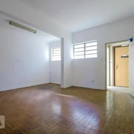 Buy this 1 bed apartment on Bella Luz Óticas in Avenida Rangel Pestana 247, Glicério