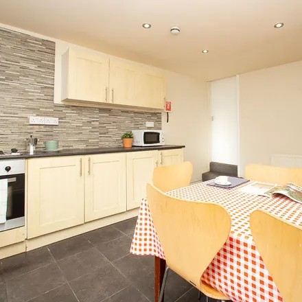 Rent this 1 bed apartment on 31-85 Headingley Avenue in Leeds, LS6 3EJ