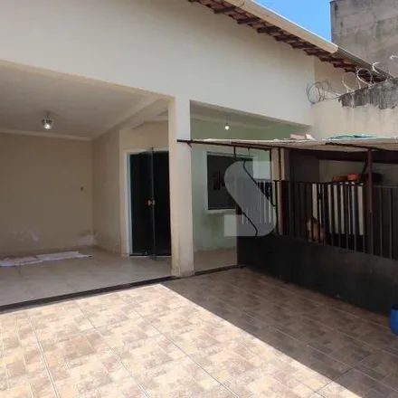 Buy this 3 bed house on Rua Paris in Sede, Contagem - MG