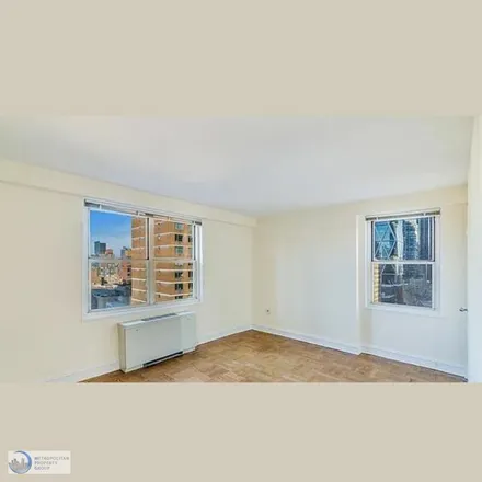 Image 2 - 462 West 51st Street, New York, NY 10019, USA - Apartment for rent