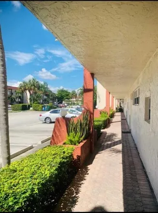 Image 2 - 8962 South Hollybrook Boulevard, Pembroke Pines, FL 33025, USA - Condo for rent