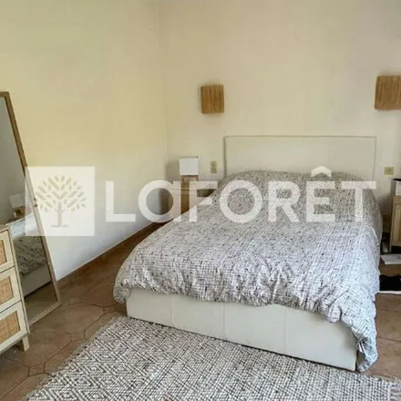 Rent this 3 bed apartment on Église Saint-André in Rue Pasteur, 06370 Mouans-Sartoux