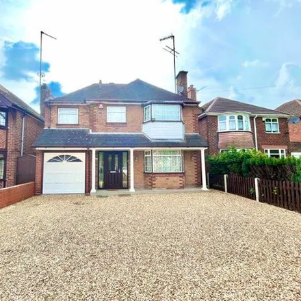 Image 1 - Saint Peters Rd / Windsor Crescent, St. Peter's Road, Dixons Green, DY2 9HN, United Kingdom - House for sale