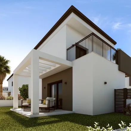Buy this 3 bed house on La Marina