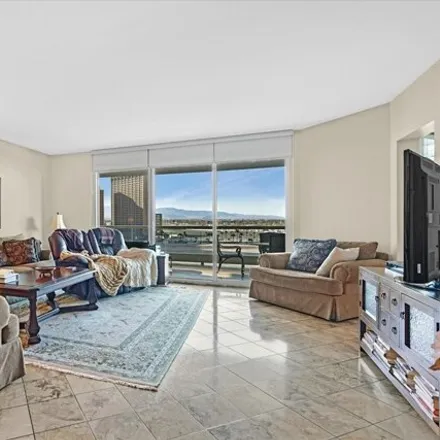 Image 7 - Turnberry Place Tower IV, Paradise Road, Winchester, NV 89169, USA - House for sale