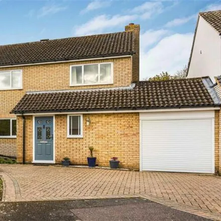Buy this 5 bed house on Windmill Avenue in Bicester, OX26 3DY