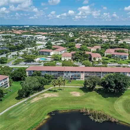 Image 1 - 13450 Southwest 3rd Street, Pembroke Pines, FL 33027, USA - Condo for sale