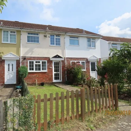 Rent this 2 bed townhouse on Borough View in Great Torrington, EX38 7NN