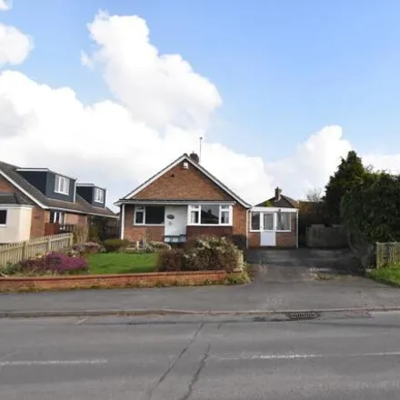 Buy this 2 bed house on Castle Hill in East Leake, LE12 6LX