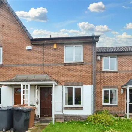 Buy this 2 bed townhouse on Gardeners Court in Leeds, LS10 1ED