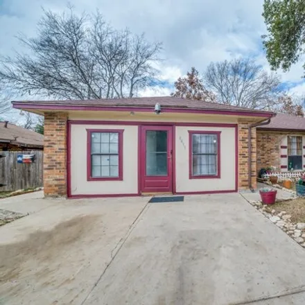 Image 2 - 6411 Ridge Place Street, San Antonio, TX 78250, USA - House for sale