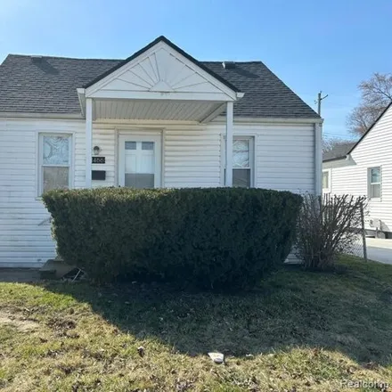 Rent this 2 bed house on 13496 Sidonie Avenue in Warren, MI 48089