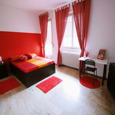 Image 2 - Via Tortona, 86, 20144 Milan MI, Italy - Room for rent