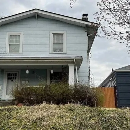 Buy this 3 bed house on 354 Olentangy Street in Columbus, OH 43202