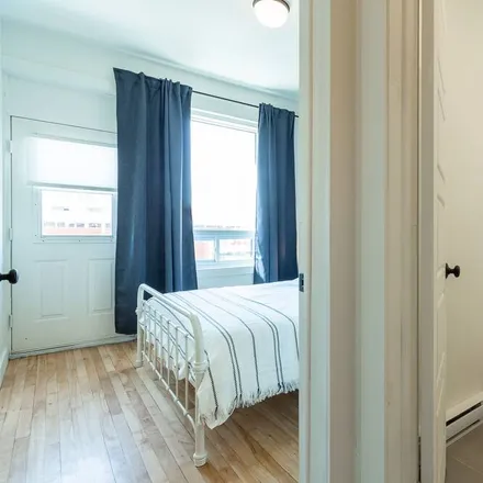 Rent this 2 bed apartment on Hochelaga in Montreal, QC H1W 3C3