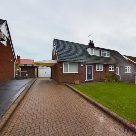 Buy this 3 bed duplex on Crabmill Drive in Sandbach, CW11 3HX