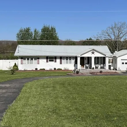 Buy this 3 bed house on Gilman Road in Gilman, Randolph County