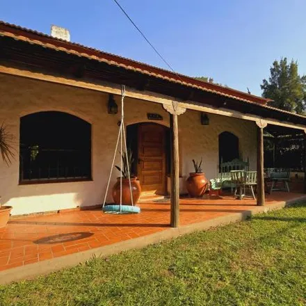 Buy this 3 bed house on Las Palmeras in Departamento La Capital, 3106 Municipio de Santo Tomé