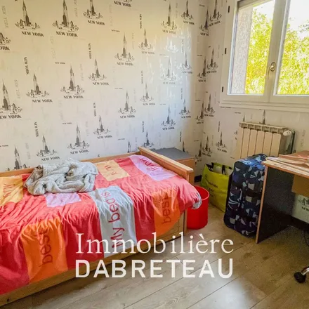 Rent this 5 bed apartment on 167 Rue Francis de Pressensé in 69100 Villeurbanne, France