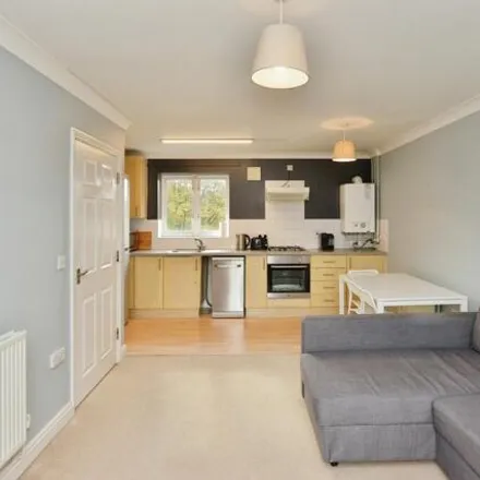 Image 2 - Newlyn Place, Milton Keynes, MK6 2LP, United Kingdom - Apartment for sale