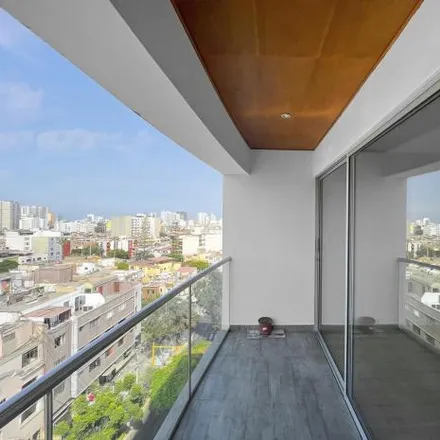 Rent this 2 bed apartment on Edificio Husares de Junin in Húsares de Junín Avenue 811, Jesús María