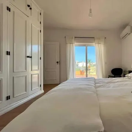 Image 1 - Moncarapacho e Fuseta, Faro, Portugal - House for rent
