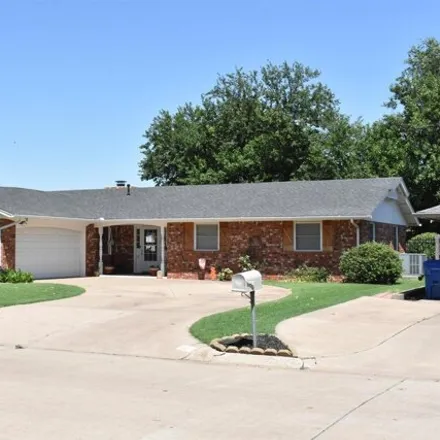 Buy this 3 bed house on 1065 Nottingham Drive in Enid, OK 73703