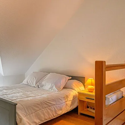 Image 6 - Étel, Morbihan, France - Apartment for rent