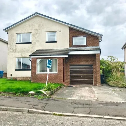 Rent this 4 bed house on Galston Avenue in Newton Mearns, G77 5SF
