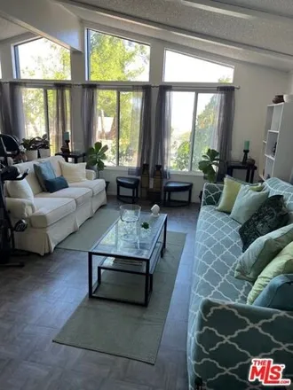 Image 5 - 24400 Woolsey Canyon Road, West Chatsworth, Los Angeles County, CA 91304, USA - Apartment for sale