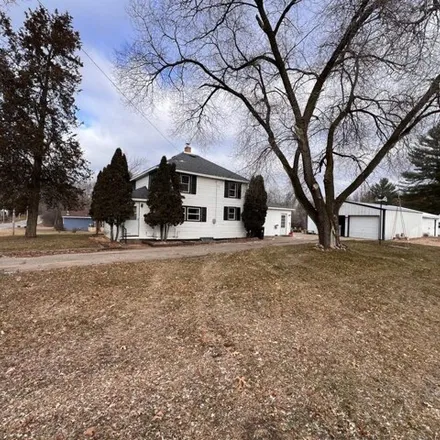 Buy this 3 bed house on 10434 CTH Z in Saratoga, WI 54457