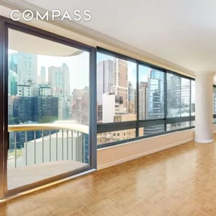 Image 3 - 167 E 61st St Apt 11b, New York, 10065 - Apartment for sale