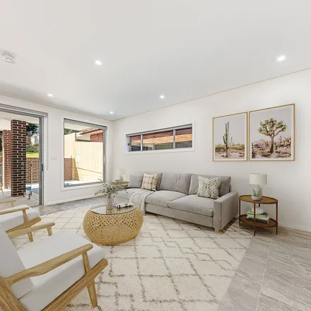 Image 6 - 19 Finch Avenue, East Ryde NSW 2113, Australia - Duplex for rent