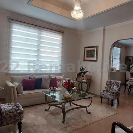 Buy this 4 bed house on Universidad Latina in 80 B Oeste, 0818