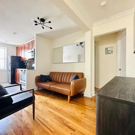 Rent this 4 bed apartment on 467 East 46th Street in New York, NY 11203
