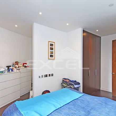 Rent this 1 bed apartment on Haines House in Ponton Road, Nine Elms