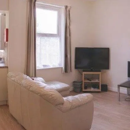 Image 4 - 49 Montpelier Road, Nottingham, NG7 2JY, United Kingdom - Apartment for rent