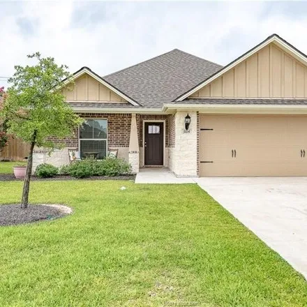 Rent this 4 bed house on 3554 Haverford Road in Koppe, College Station