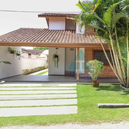 Rent this 4 bed house on Rua Ilha Bela in Lagoinha, Ubatuba - SP