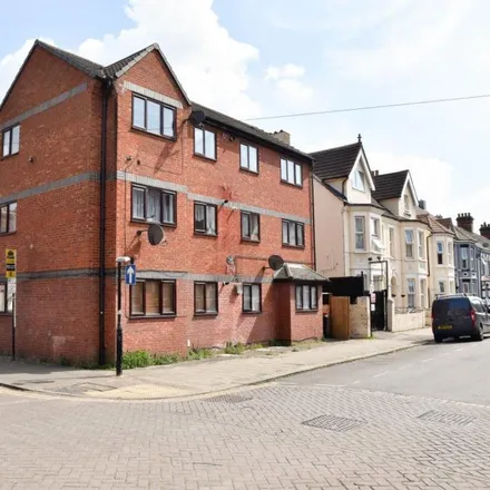 Image 1 - Grafton Road, Bedford, MK40 1DH, United Kingdom - Apartment for rent