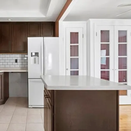 Image 2 - 1045 Bay Ridge Avenue, New York, NY 11219, USA - Apartment for sale