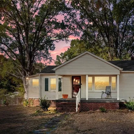 Buy this 3 bed house on 2902 Maryland Avenue in Royal Oaks, Kannapolis