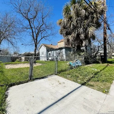 Image 3 - 1411 South Olive Street, San Antonio, TX 78210, USA - House for sale