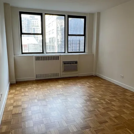Rent this 2 bed apartment on 501 East 79th Street in New York, NY 10075