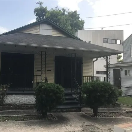 Rent this 2 bed house on 7336 Prytania Street in New Orleans, LA 70118