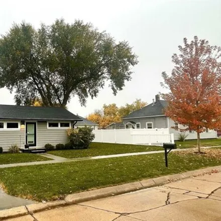 Buy this 3 bed house on 200 West 17th Street in Kearney, NE 68845