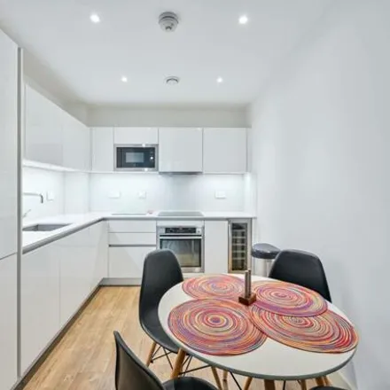 Buy this 1 bed apartment on Lariat Apartments in 36 Cable Walk, London